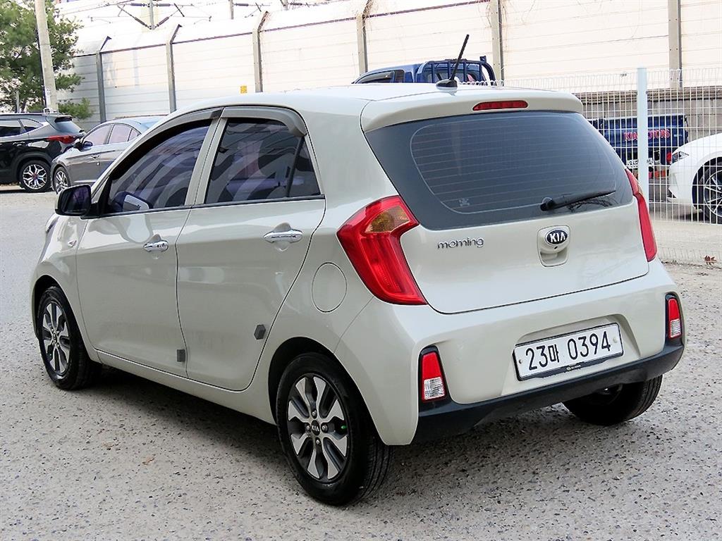 KIA Morning - Vista 3