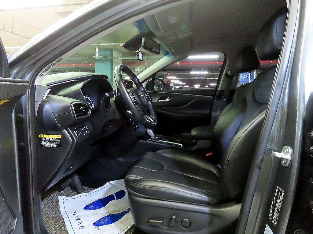 HYUNDAI Santa Fe - Vista 6