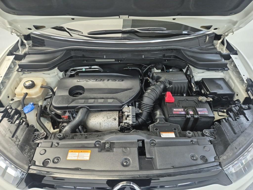 Ssangyong Tivoli - Vista 5