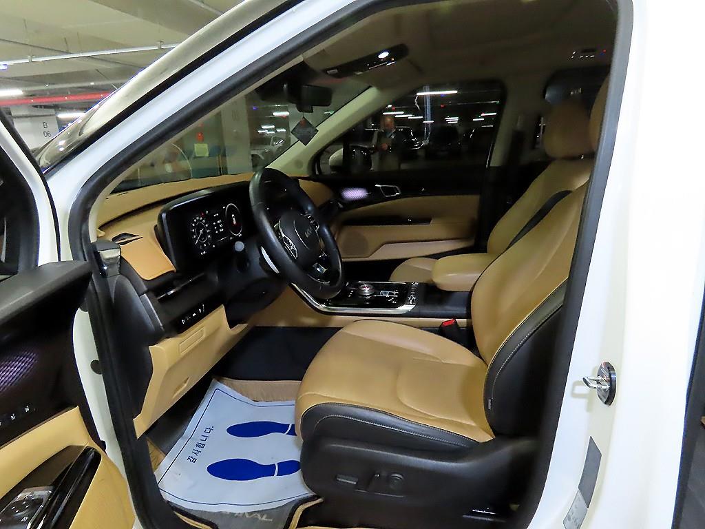 KIA Carnival - Vista 6