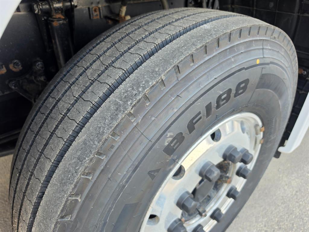 medium and large cargo Rory 2024 Blanco - Importación desde Corea - HF Imports Iquique - Foto 16