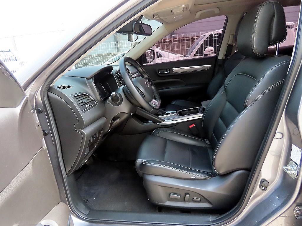 SAMSUNG QM6 - Vista 5