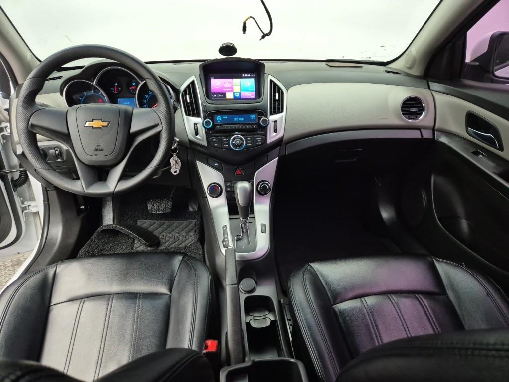 Chevrolet Cruise - Vista 5