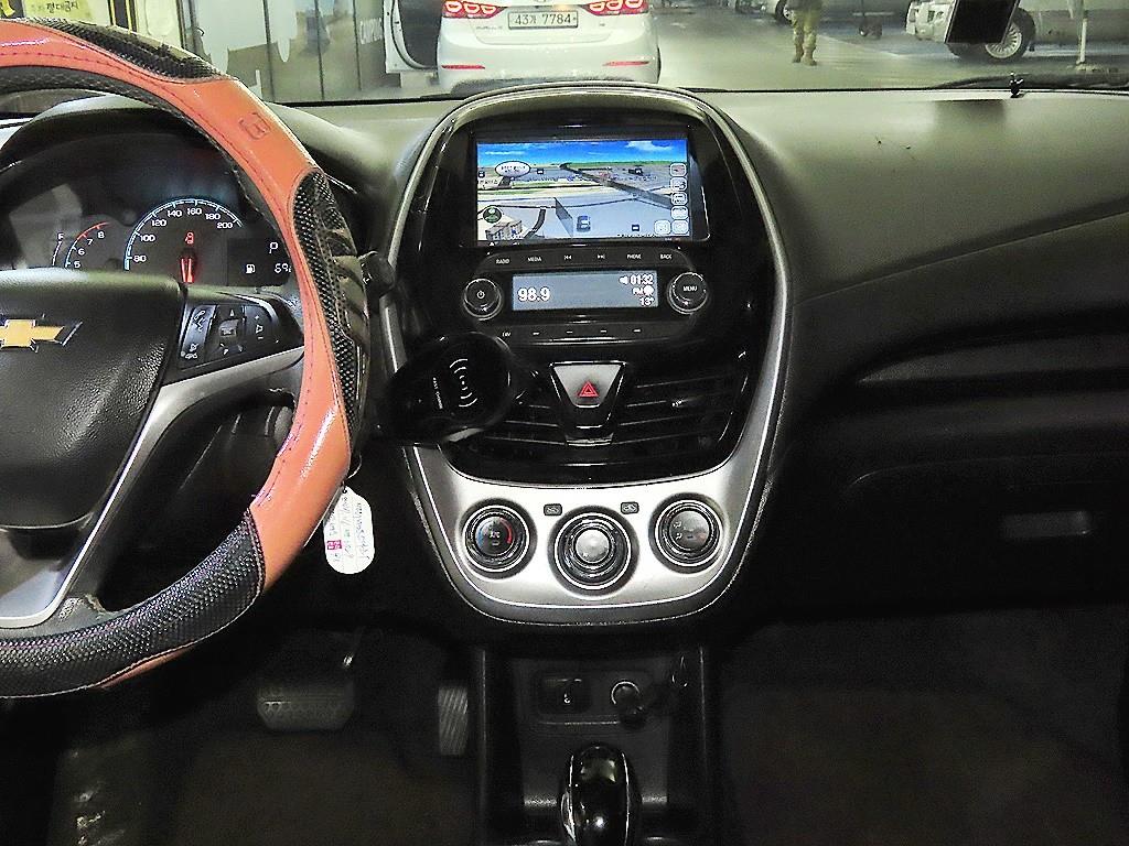 Chevrolet Spark - Vista 11