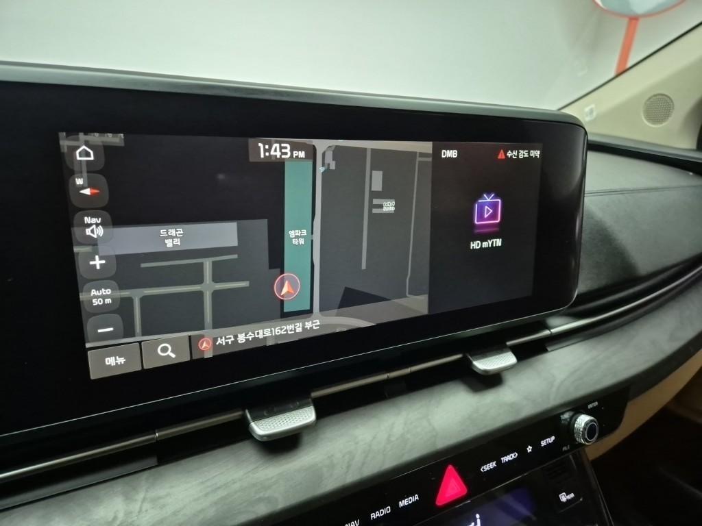 KIA Carnival - Vista 12