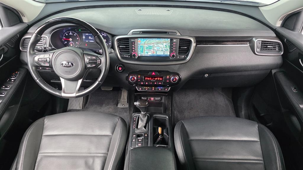 KIA Sorento - Vista 7