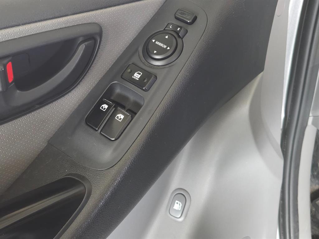 HYUNDAI Starex 2017 Plateado - Importación desde Corea - HF Imports Iquique - Foto 15