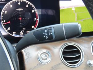 Mercedes Benz E class - Vista 12