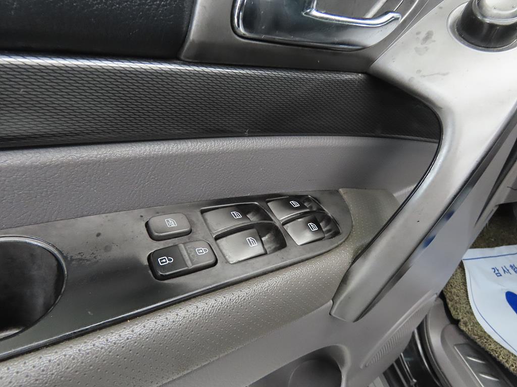 Ssangyong Korando 2015 Negro - Importación desde Corea - HF Imports Iquique - Foto 14