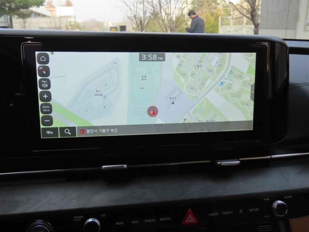 KIA Carnival 2023 Blanco - Importación desde Corea - HF Imports Iquique - Foto 8