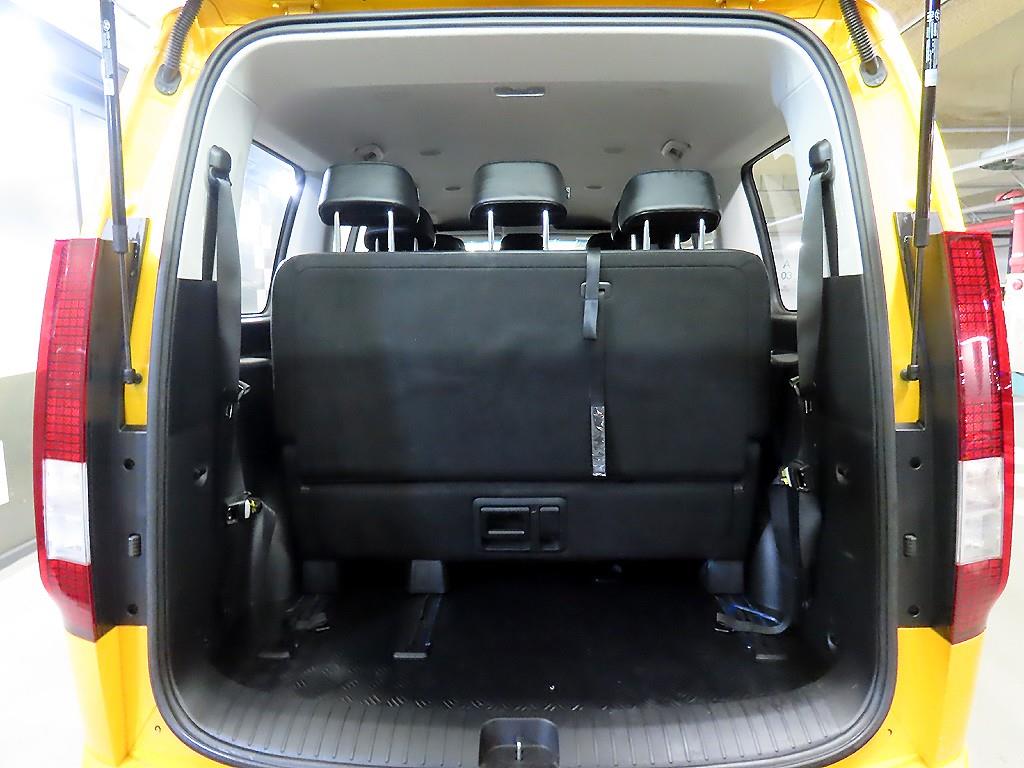 HYUNDAI Staria 2022 Amarillo - Importación desde Corea - HF Imports Iquique - Foto 17