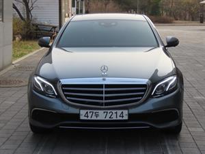 Mercedes Benz E class - Vista 2