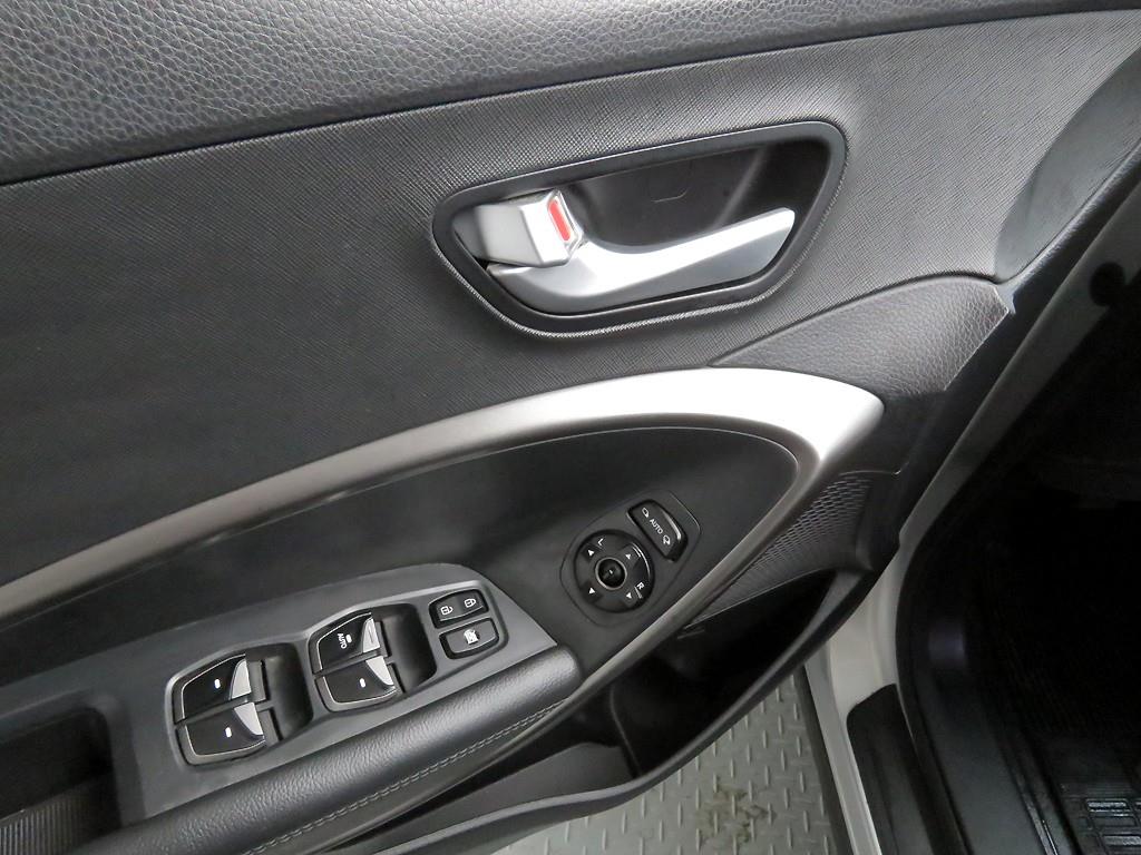 HYUNDAI Santa Fe 2016 Plateado - Importación desde Corea - HF Imports Iquique - Foto 15