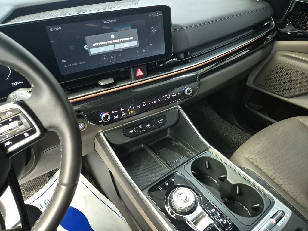 KIA Carnival - Vista 10