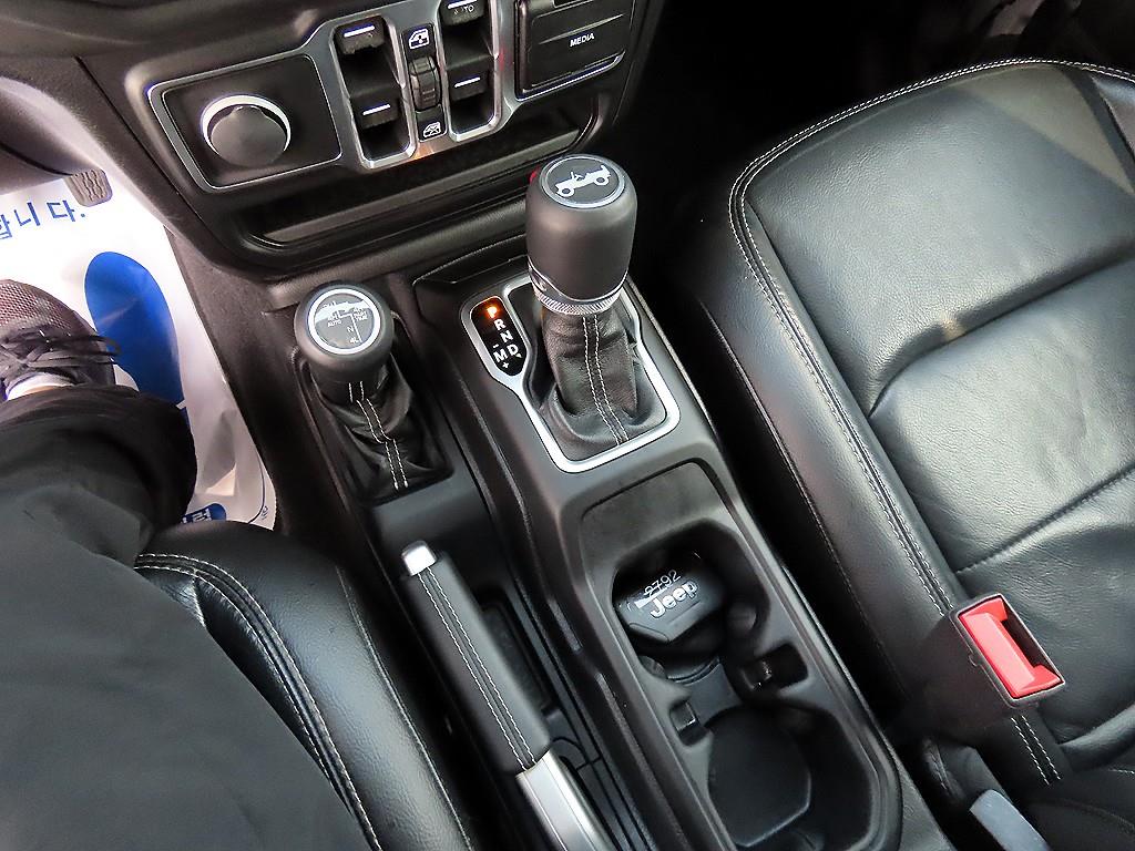 Jeep Wrangler - Vista 10