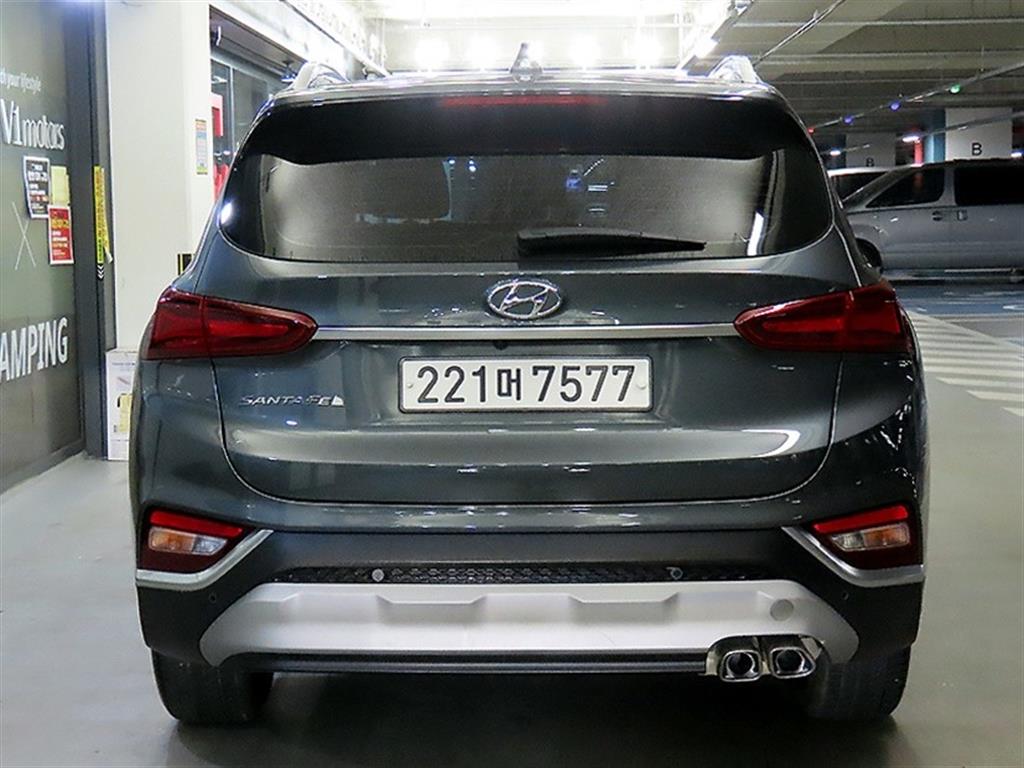 HYUNDAI Santa Fe - Vista 5