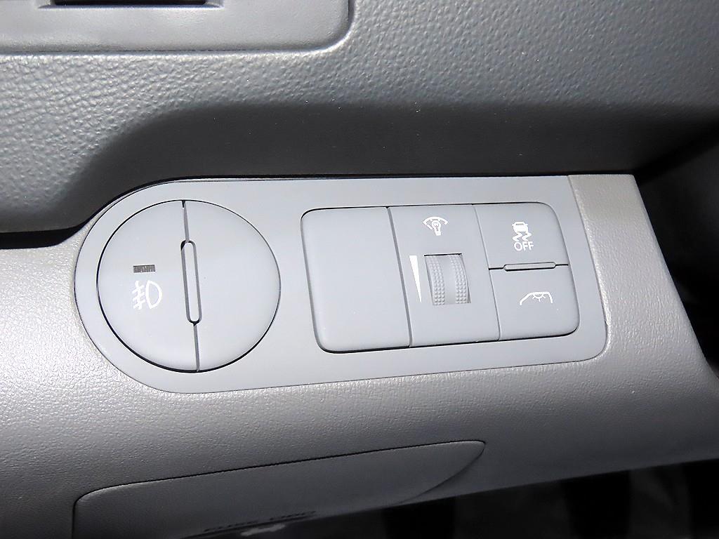 HYUNDAI Starex 2016 Gris - Importación desde Corea - HF Imports Iquique - Foto 14