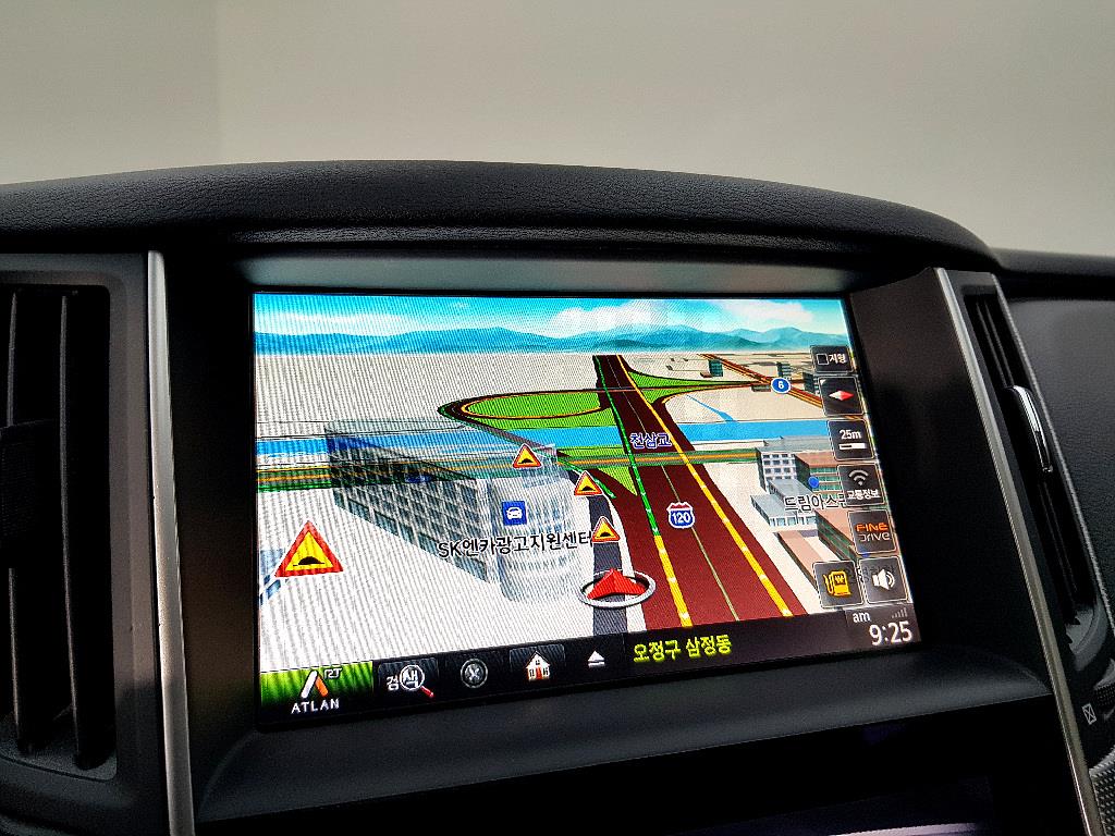 Infiniti Q - Vista 11