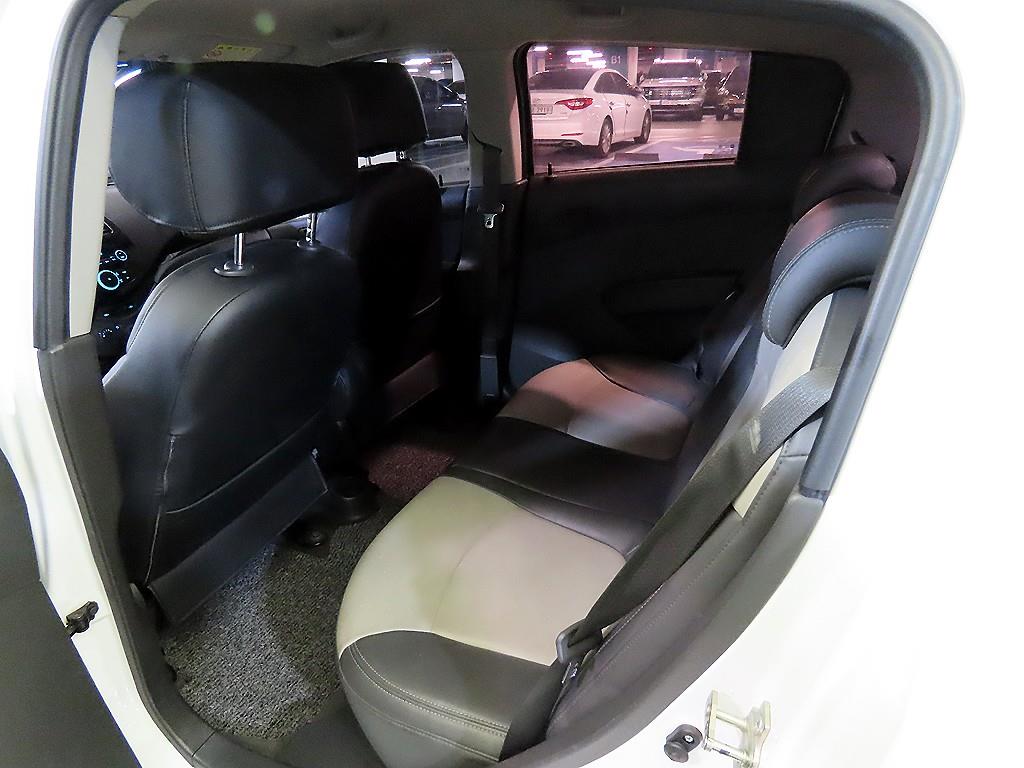 Chevrolet Spark - Vista 7