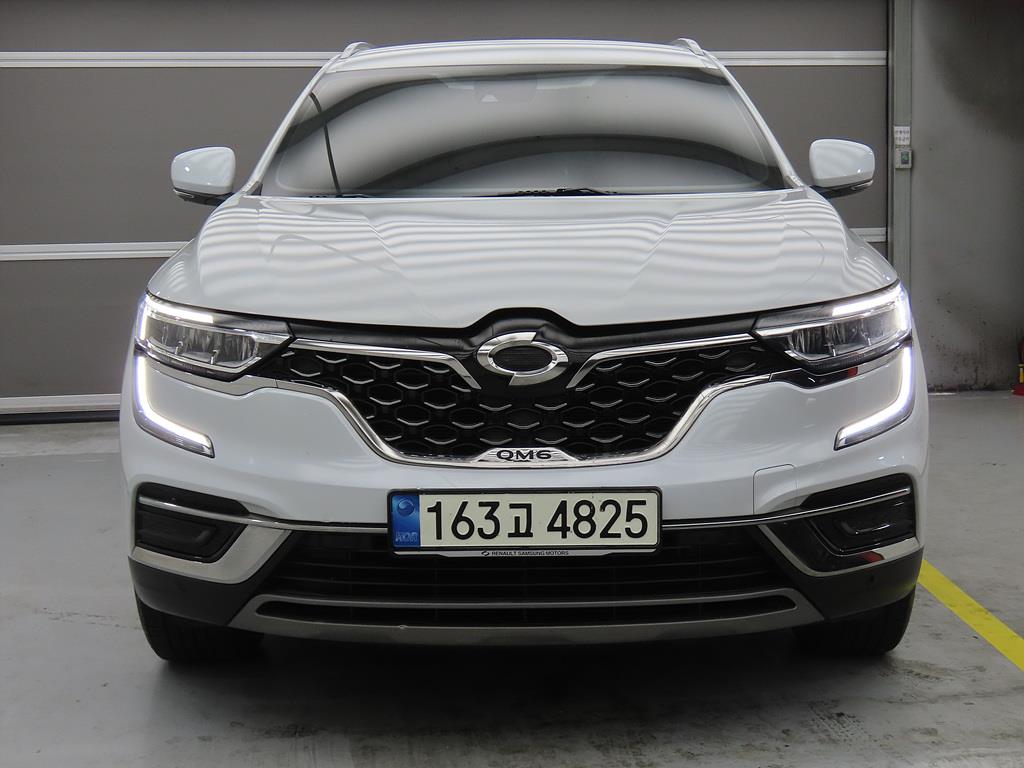 SAMSUNG QM6 - Vista 2