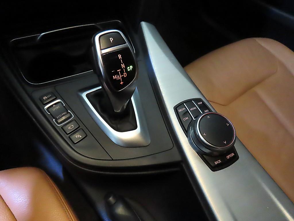 BMW 4 Series - Vista 11