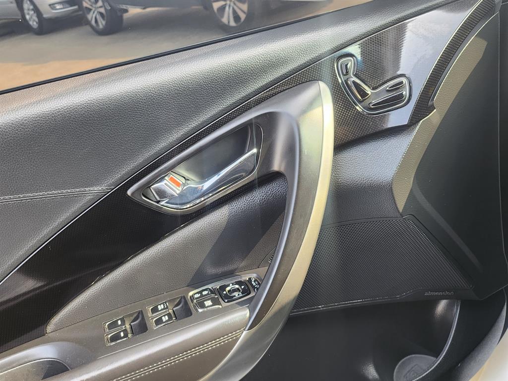 HYUNDAI Grandeur 2012 Blanco - Importación desde Corea - HF Imports Iquique - Foto 14