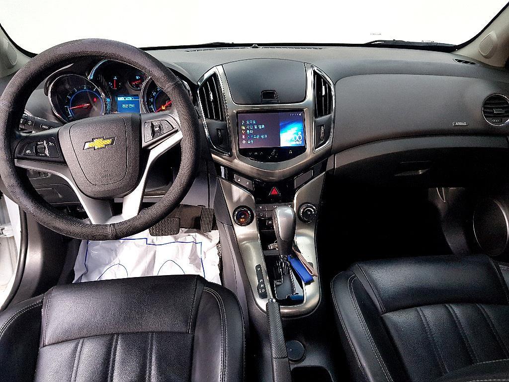 Chevrolet Cruise - Vista 5