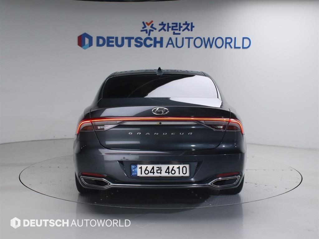 HYUNDAI Grandeur - Vista 4