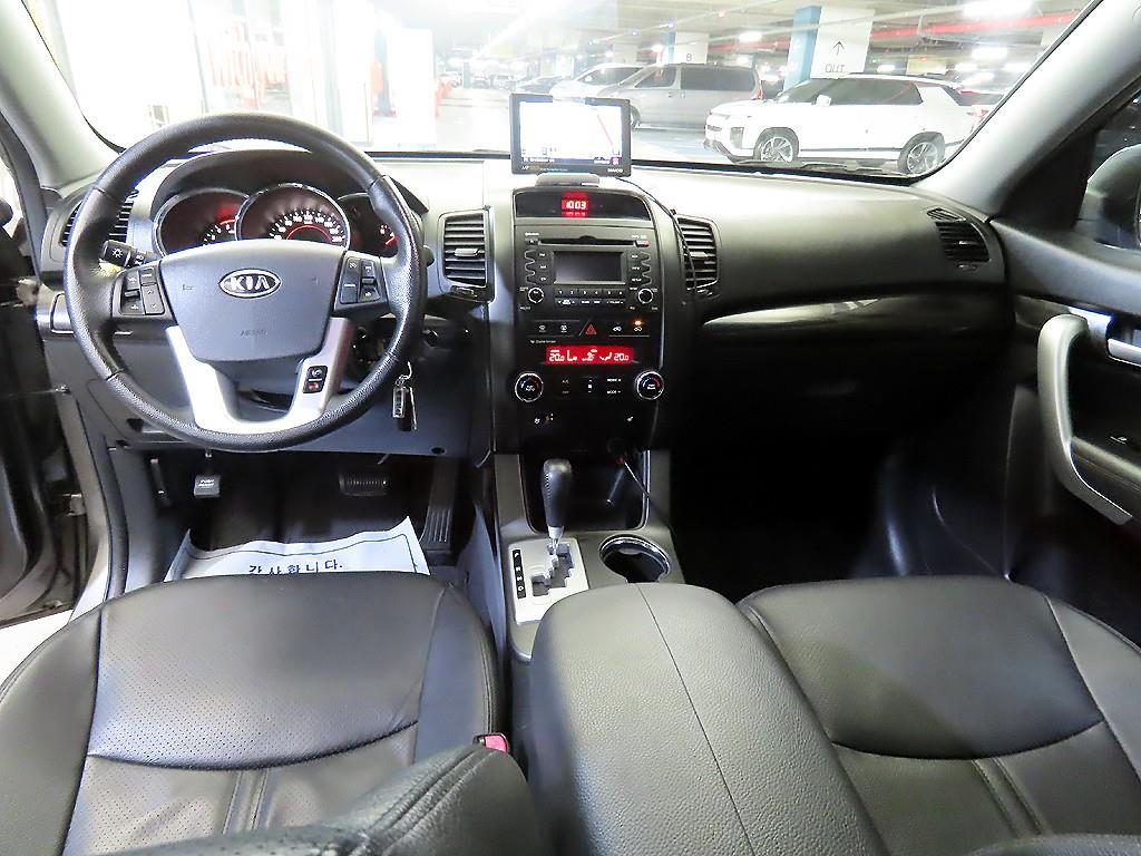 KIA Sorento - Vista 10