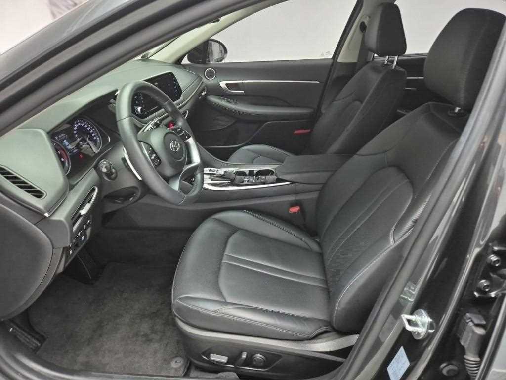 HYUNDAI Sonata - Vista 11