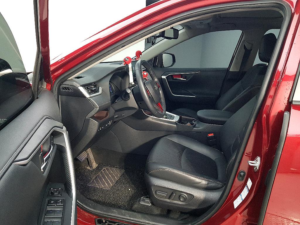 Toyota RAV4 - Vista 8