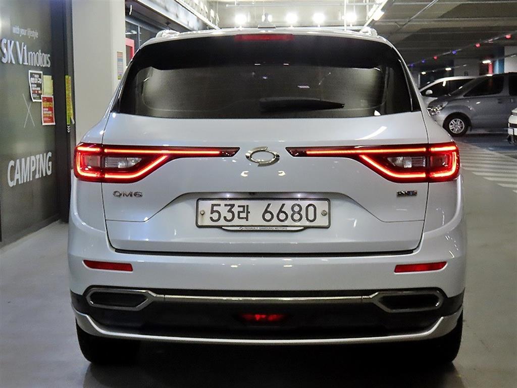 SAMSUNG QM6 - Vista 5