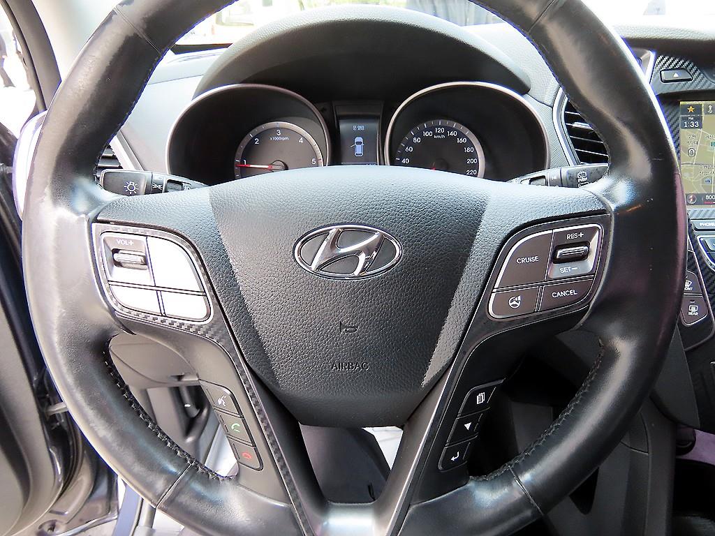 HYUNDAI Santa Fe - Vista 8