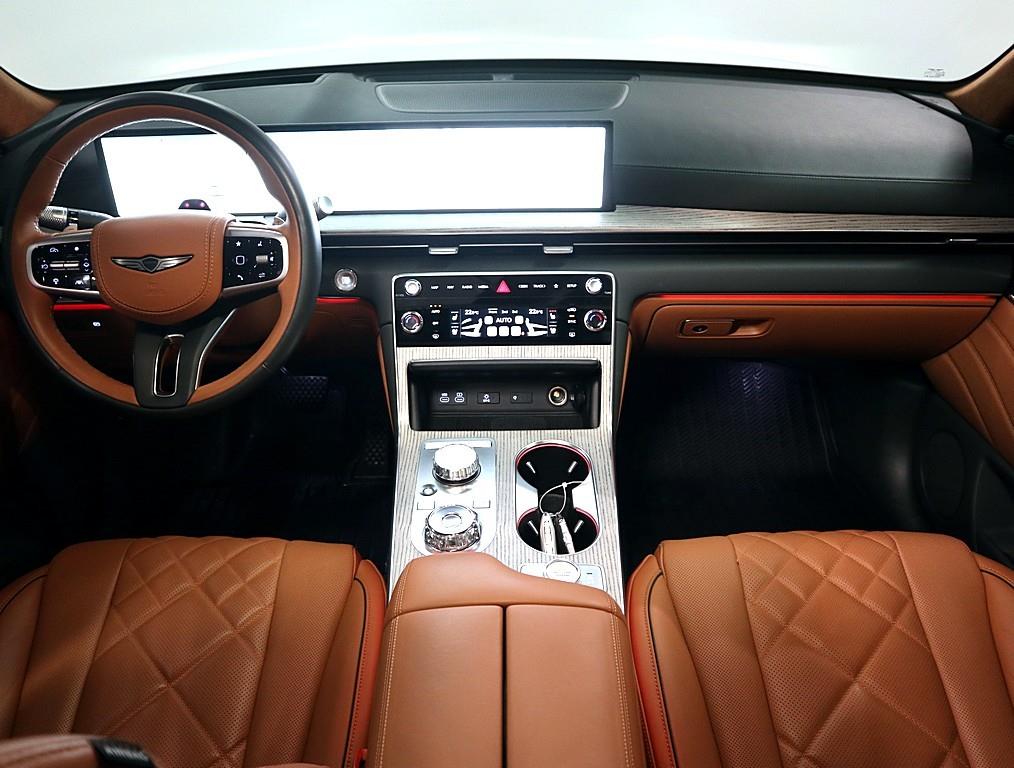 Genesis GV80 - Vista 5