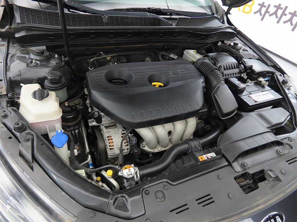 KIA K5 2015 Gris - Importación desde Corea - HF Imports Iquique - Foto 18