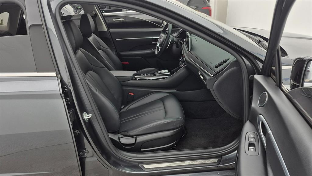 HYUNDAI Sonata - Vista 8