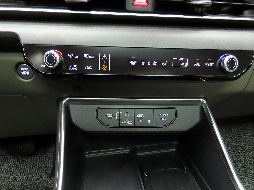 KIA Carnival 2025 the color of pearl - Importación desde Corea - HF Imports Iquique - Foto 16