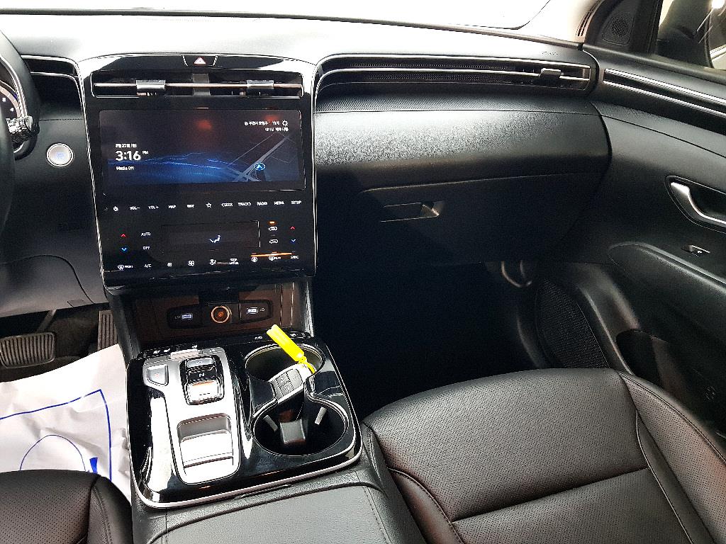 HYUNDAI Tucson - Vista 10