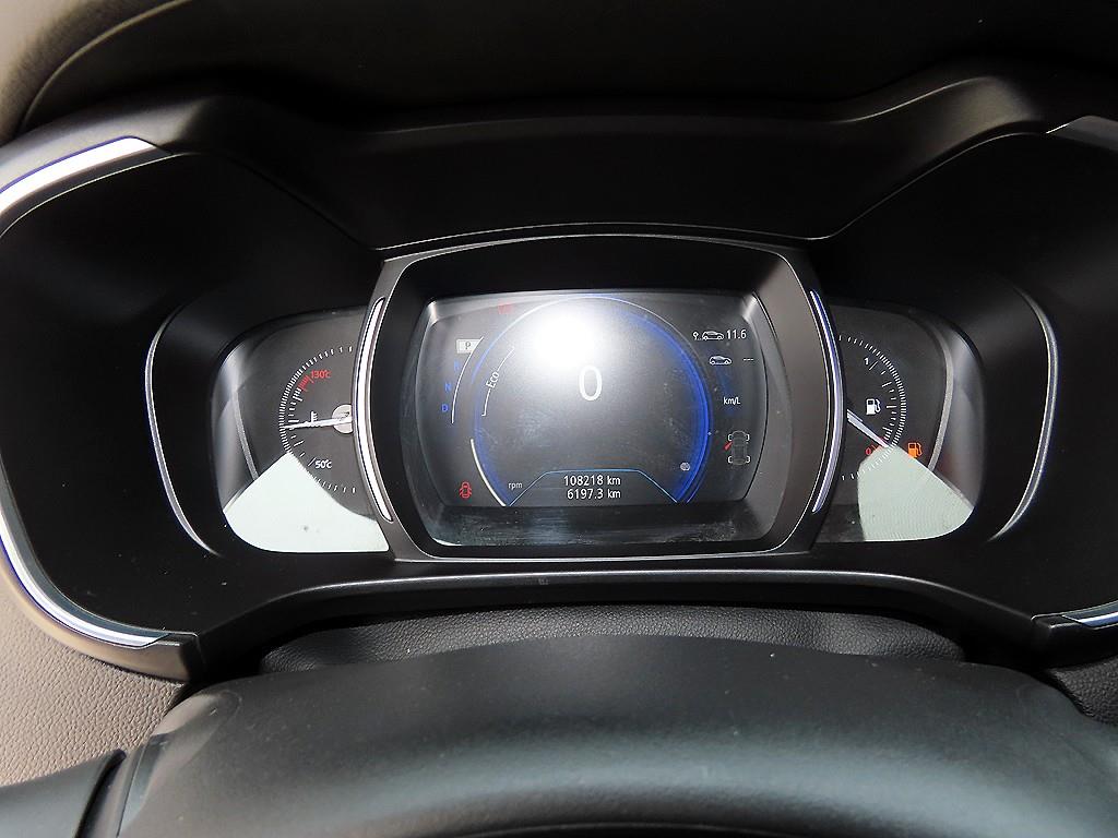 SAMSUNG QM6 - Vista 9