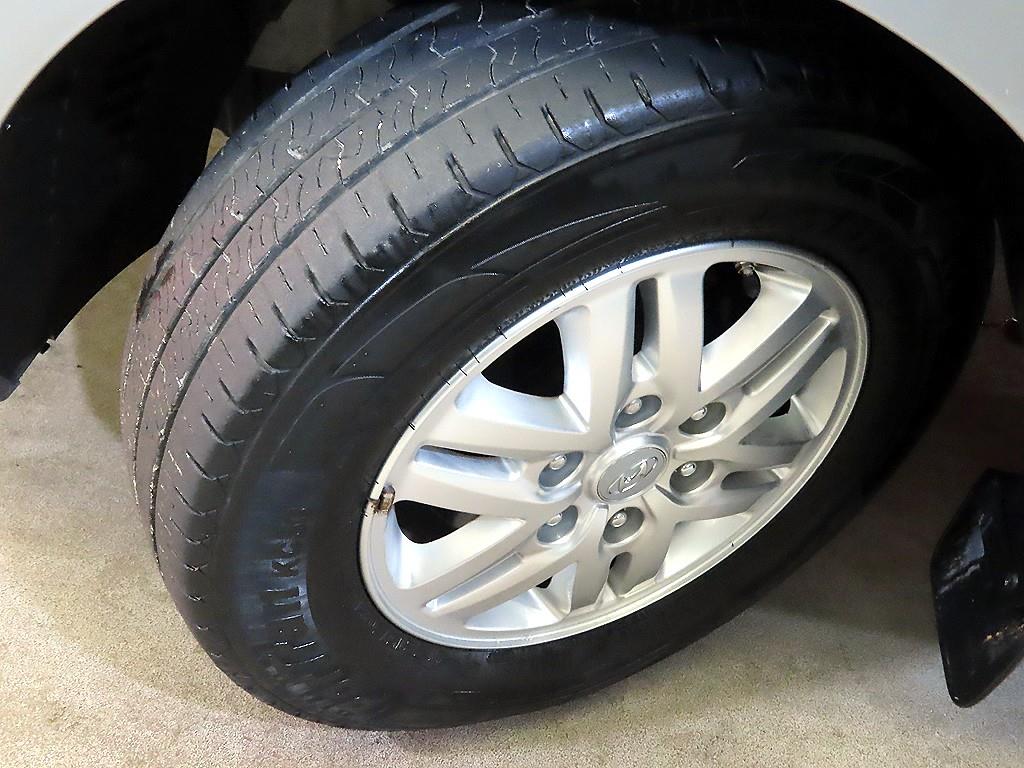 HYUNDAI Starex 2016 Gris - Importación desde Corea - HF Imports Iquique - Foto 18