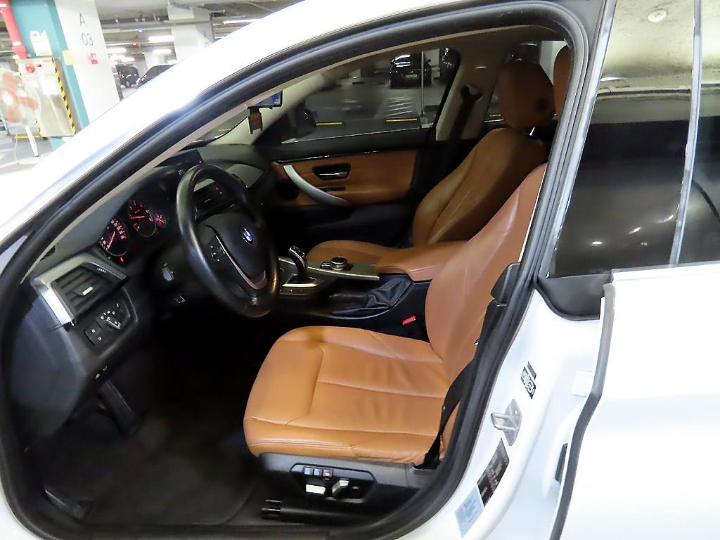 BMW 4 Series - Vista 5