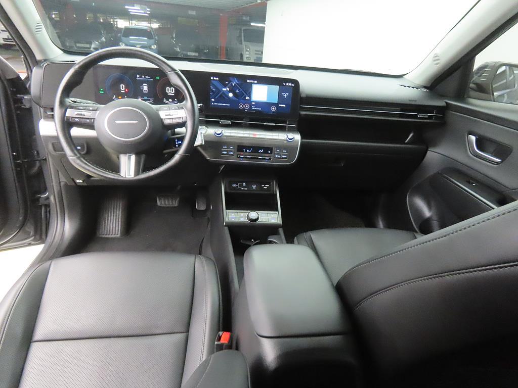HYUNDAI Kona - Vista 7