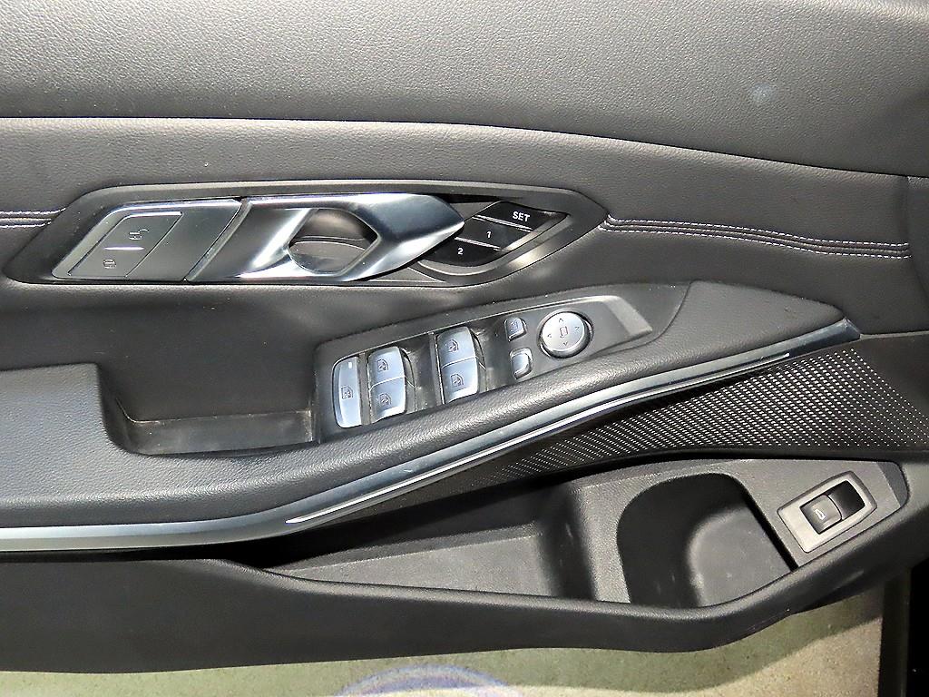 BMW 3 series 2022 Gris - Importación desde Corea - HF Imports Iquique - Foto 14