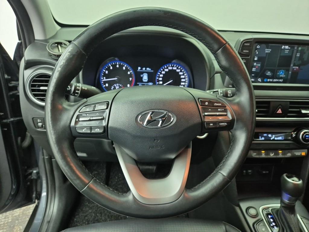 HYUNDAI Kona - Vista 9