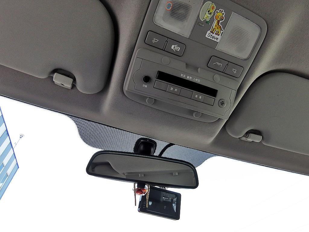 HYUNDAI Starex 2019 Amarillo - Importación desde Corea - HF Imports Iquique - Foto 14