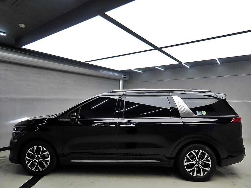 KIA Carnival - Vista 4