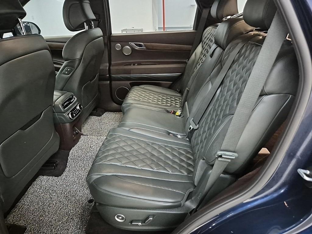 Genesis GV80 - Vista 12