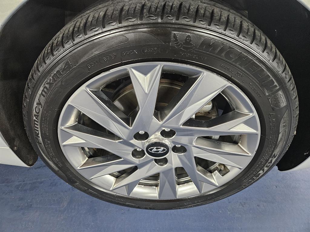 HYUNDAI Grandeur 2021 the color of pearl - Importación desde Corea - HF Imports Iquique - Foto 20