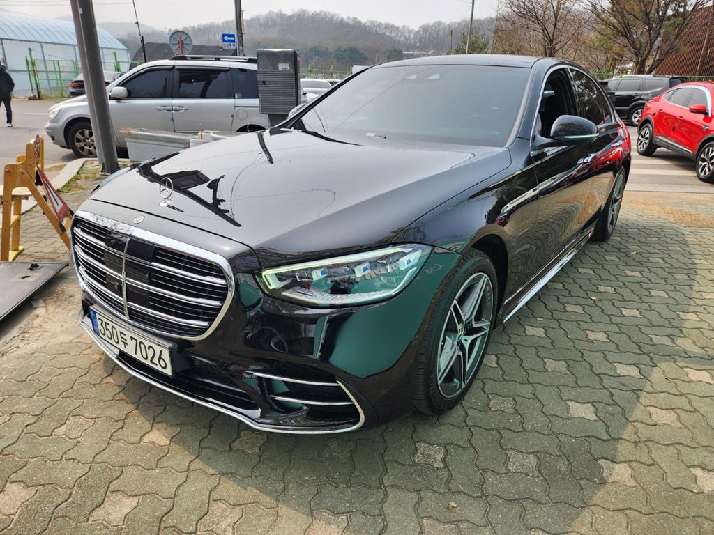 Mercedes Benz S Class 2021 Negro - Importación desde Corea - HF Imports Iquique - Foto 1