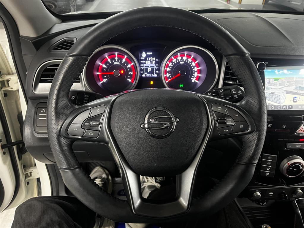 Ssangyong Tivoli 2019 Blanco - Importación desde Corea - HF Imports Iquique - Foto 13